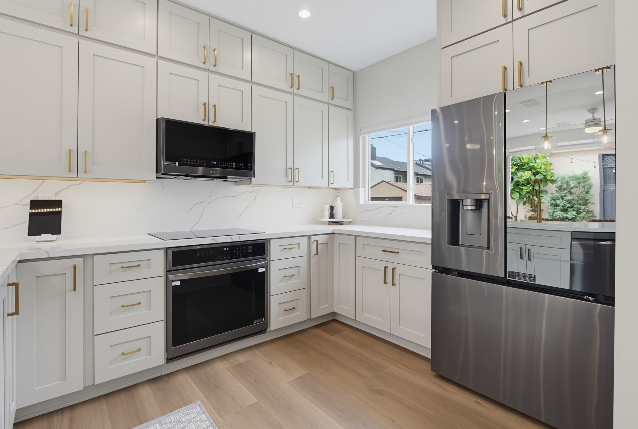 Virtual tour photo 16 of 75 for 953 Beryl St