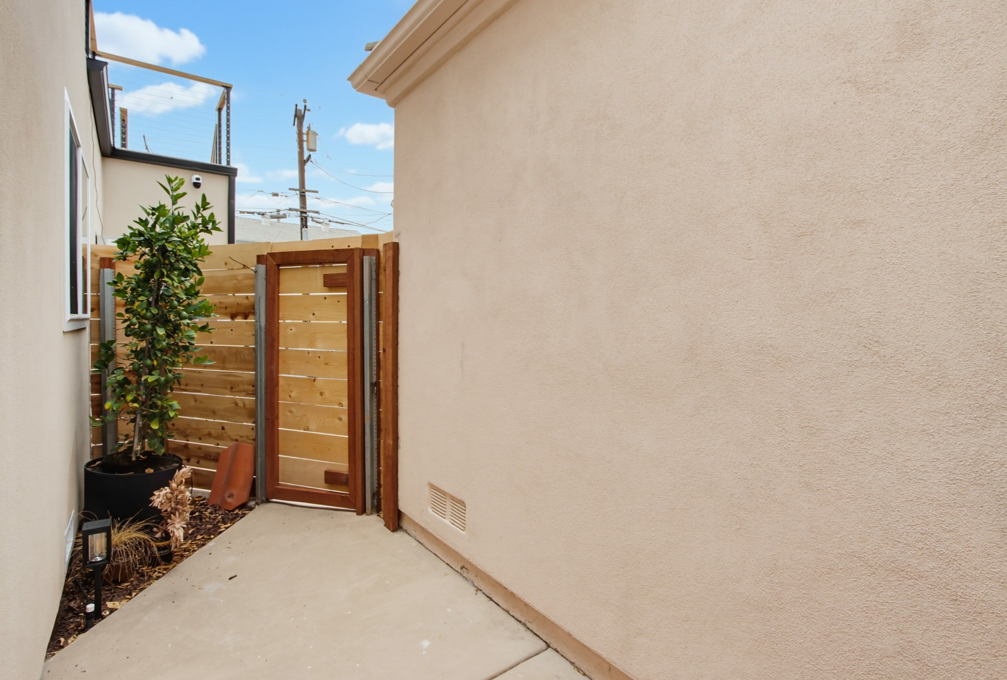 Virtual tour photo 43 of 75 for 953 Beryl St