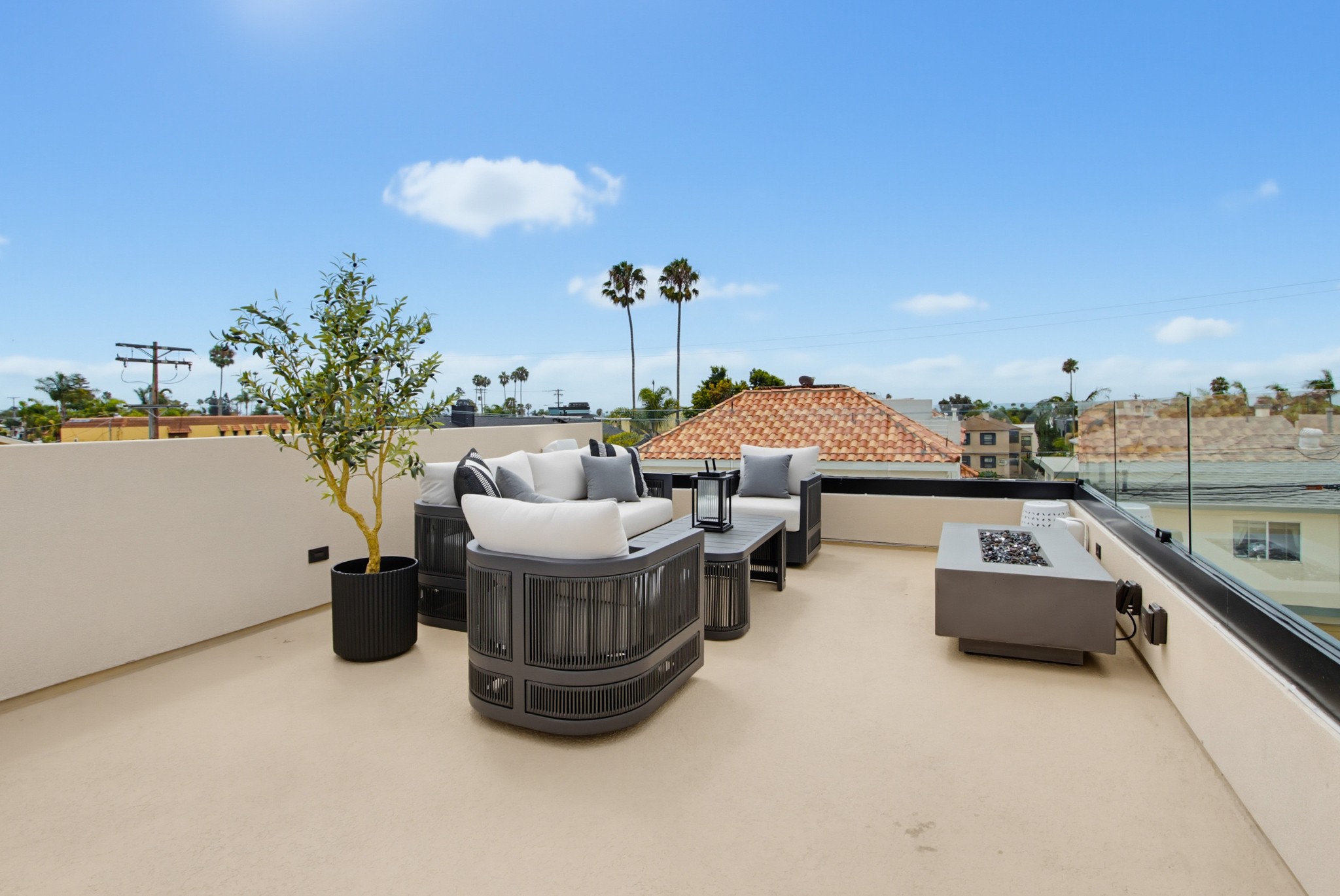 Virtual tour photo 72 of 75 for 953 Beryl St