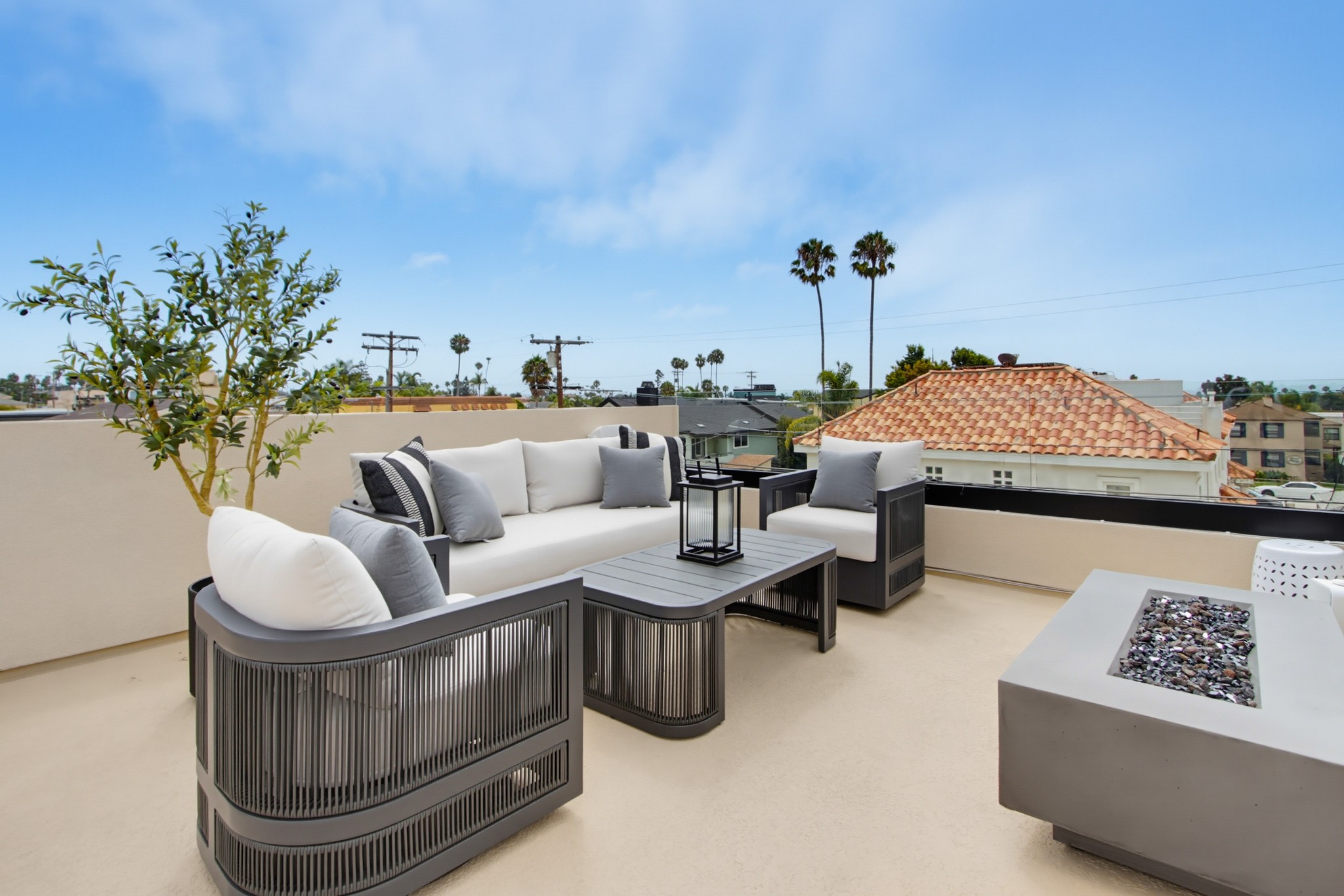 Virtual tour photo 73 of 75 for 953 Beryl St