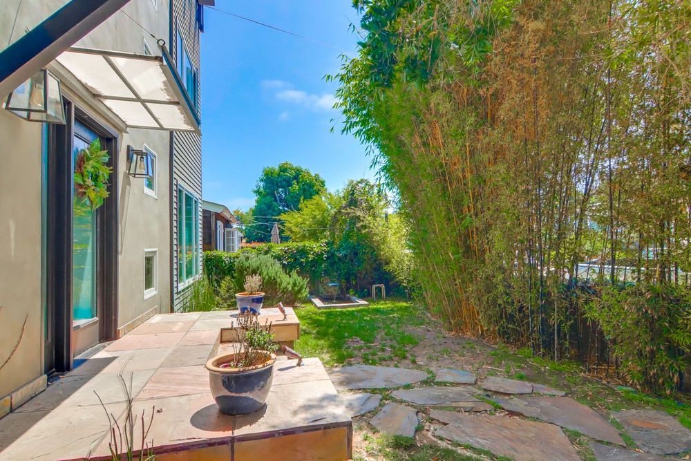 Virtual tour photo 6 of 77 for 953 Temple St