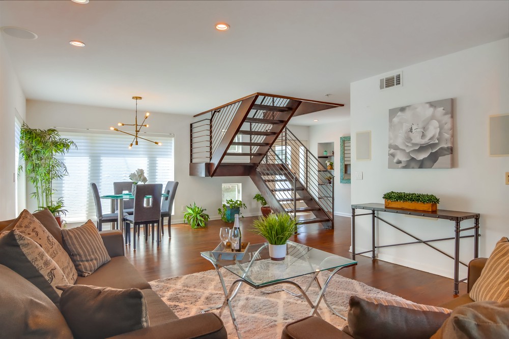 Virtual tour photo 14 of 77 for 953 Temple St