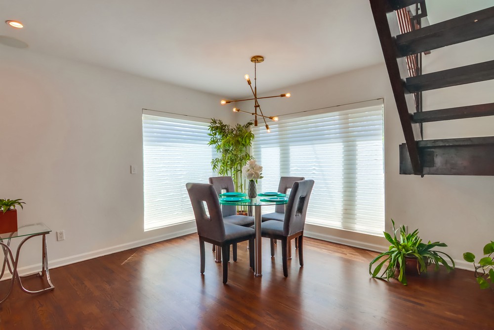 Virtual tour photo 15 of 77 for 953 Temple St