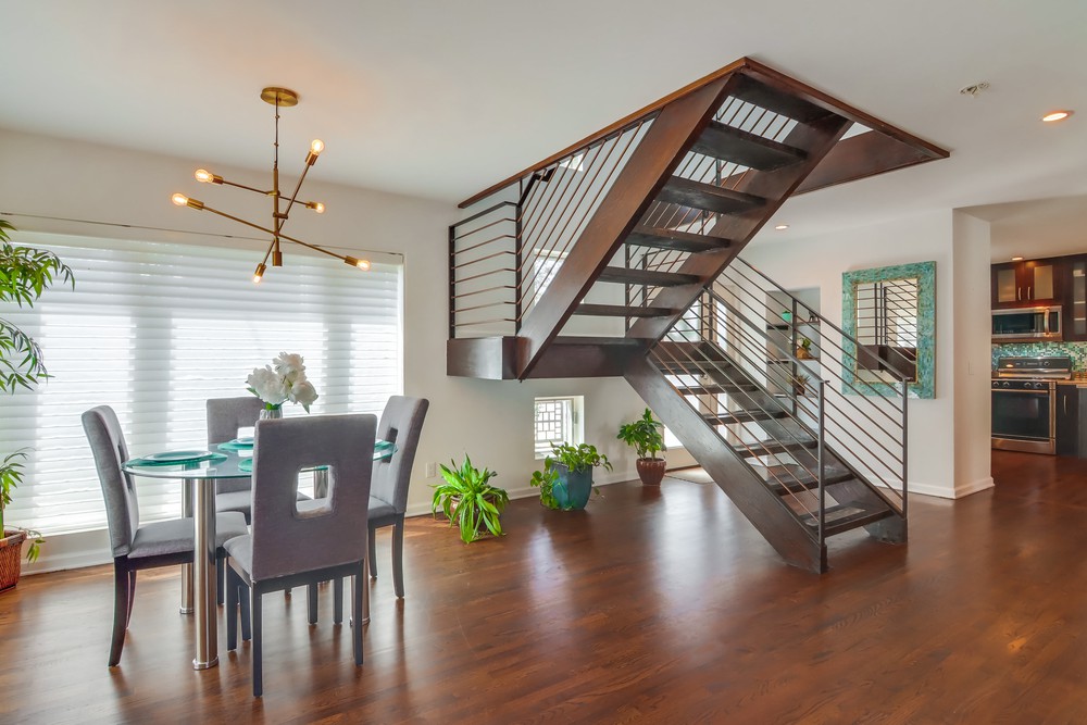 Virtual tour photo 16 of 77 for 953 Temple St