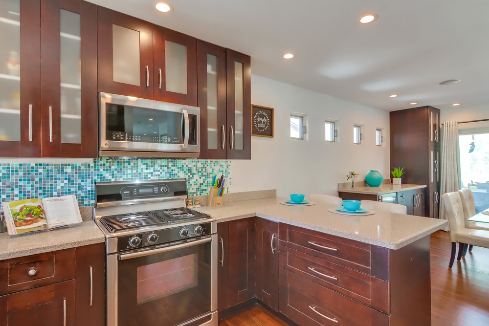 Virtual tour photo 28 of 77 for 953 Temple St