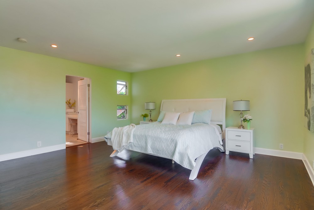 Virtual tour photo 41 of 77 for 953 Temple St