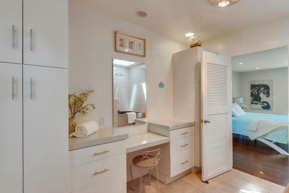 Virtual tour photo 46 of 77 for 953 Temple St
