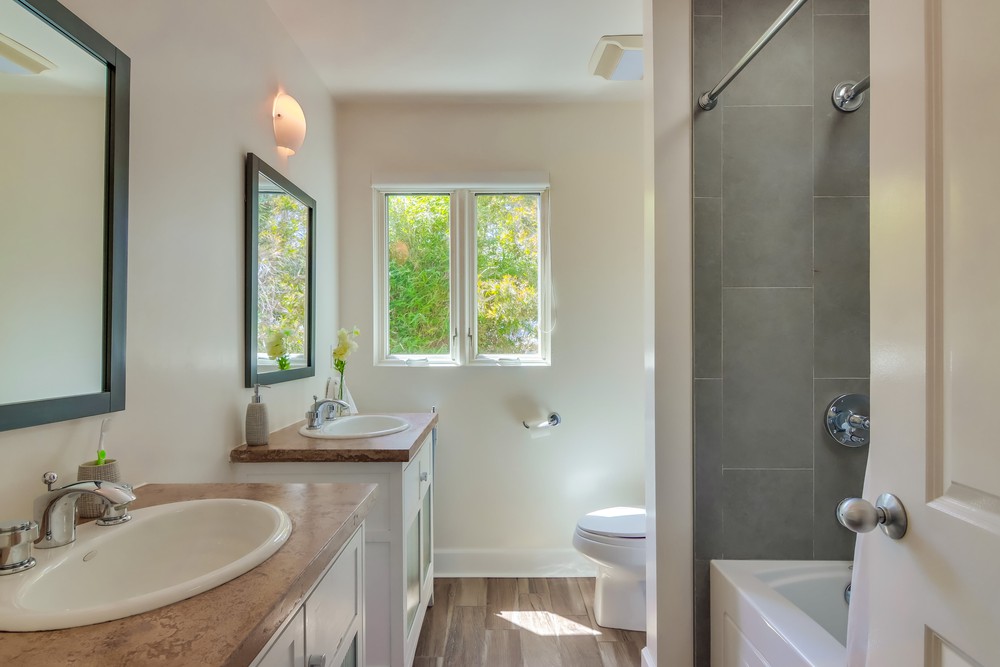 Virtual tour photo 51 of 77 for 953 Temple St