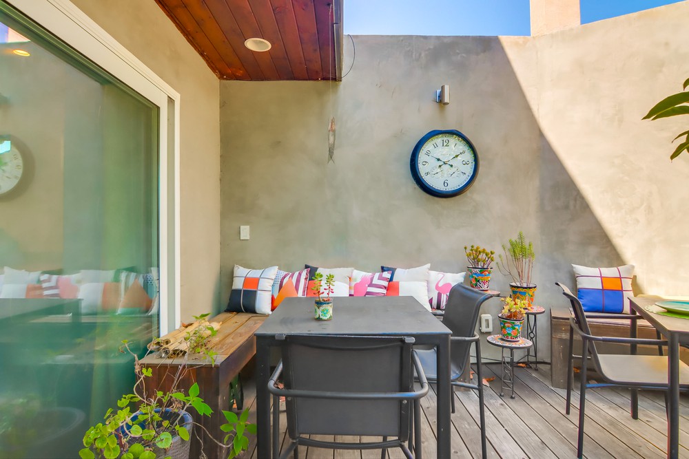 Virtual tour photo 54 of 77 for 953 Temple St