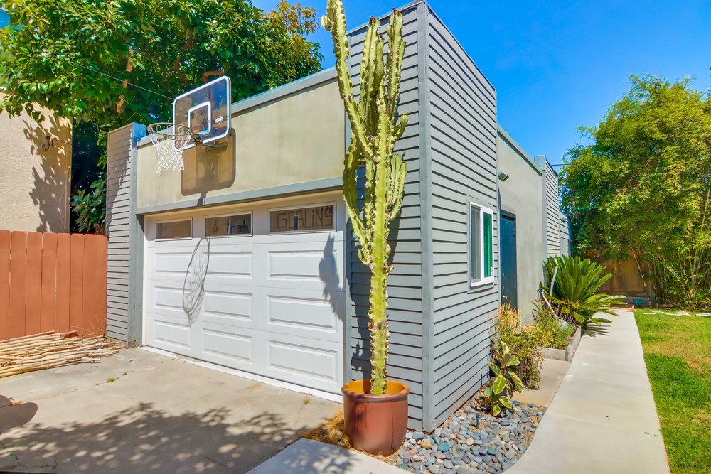 Virtual tour photo 62 of 77 for 953 Temple St