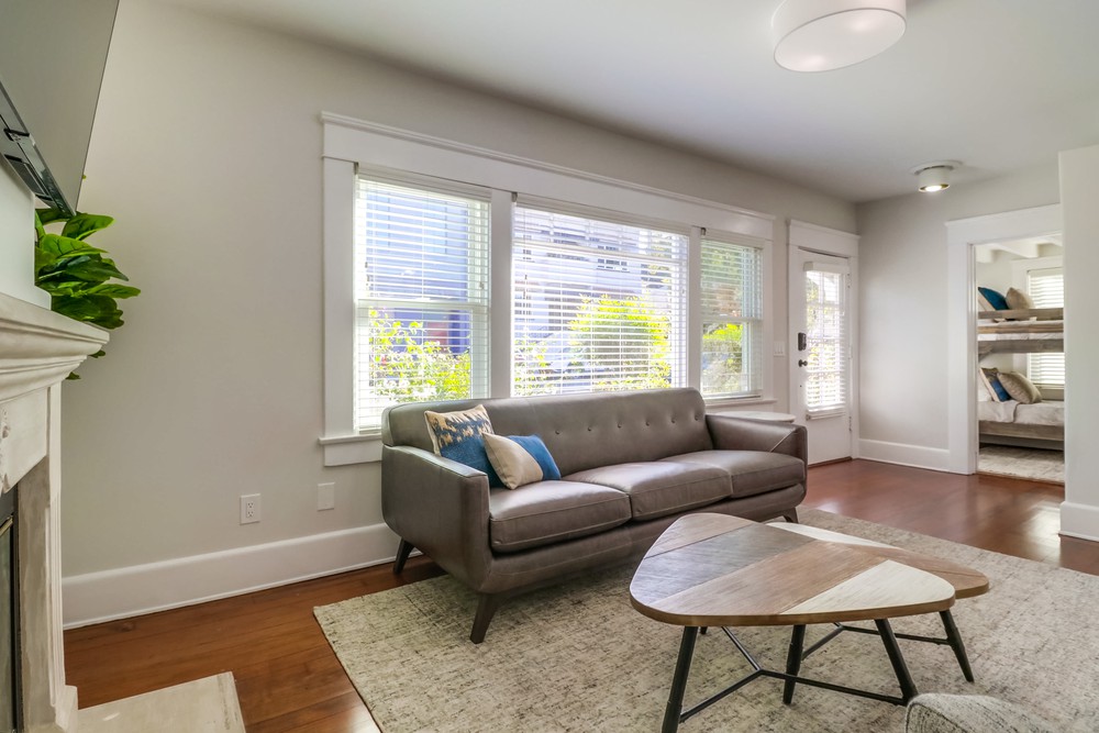 Virtual tour photo 10 of 36 for 954 23rd St
