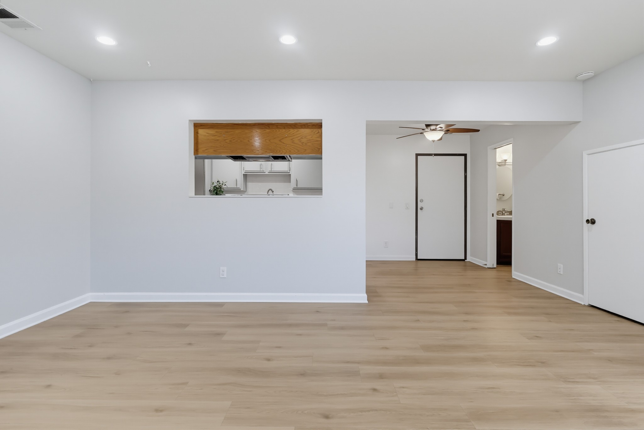 Virtual tour photo 13 of 83 for 9542 Mayne St Apt G