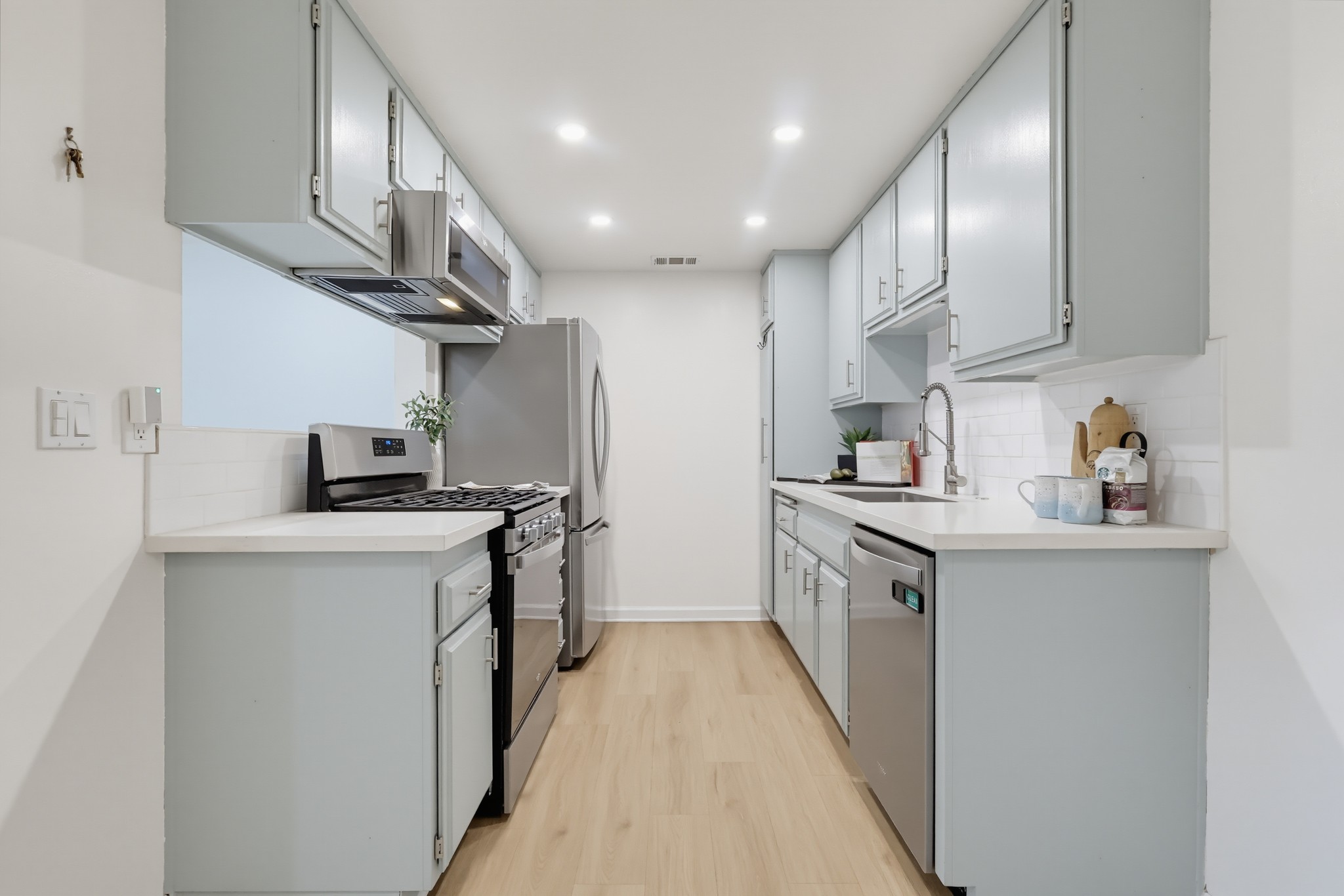 Virtual tour photo 16 of 83 for 9542 Mayne St Apt G