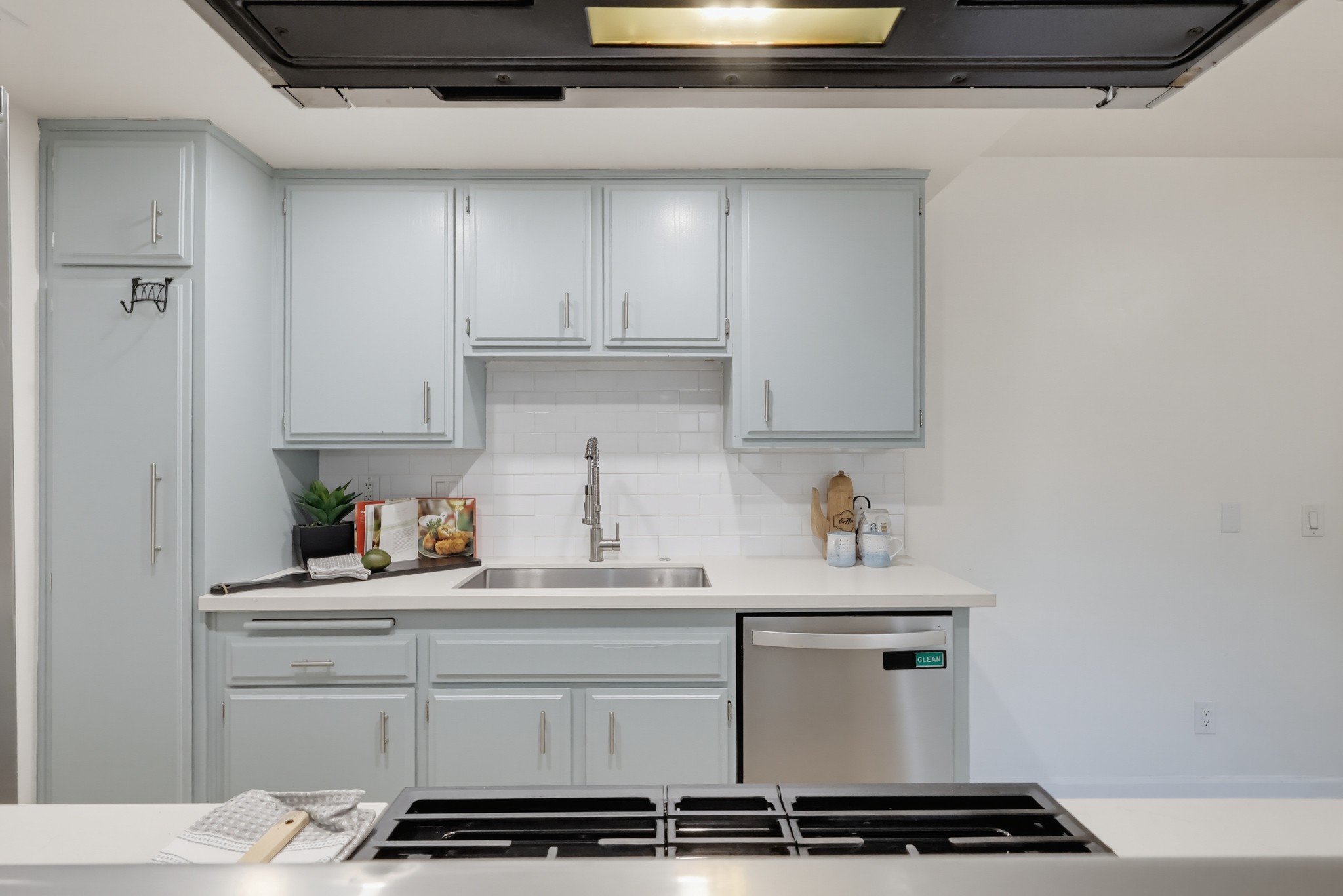 Virtual tour photo 22 of 83 for 9542 Mayne St Apt G
