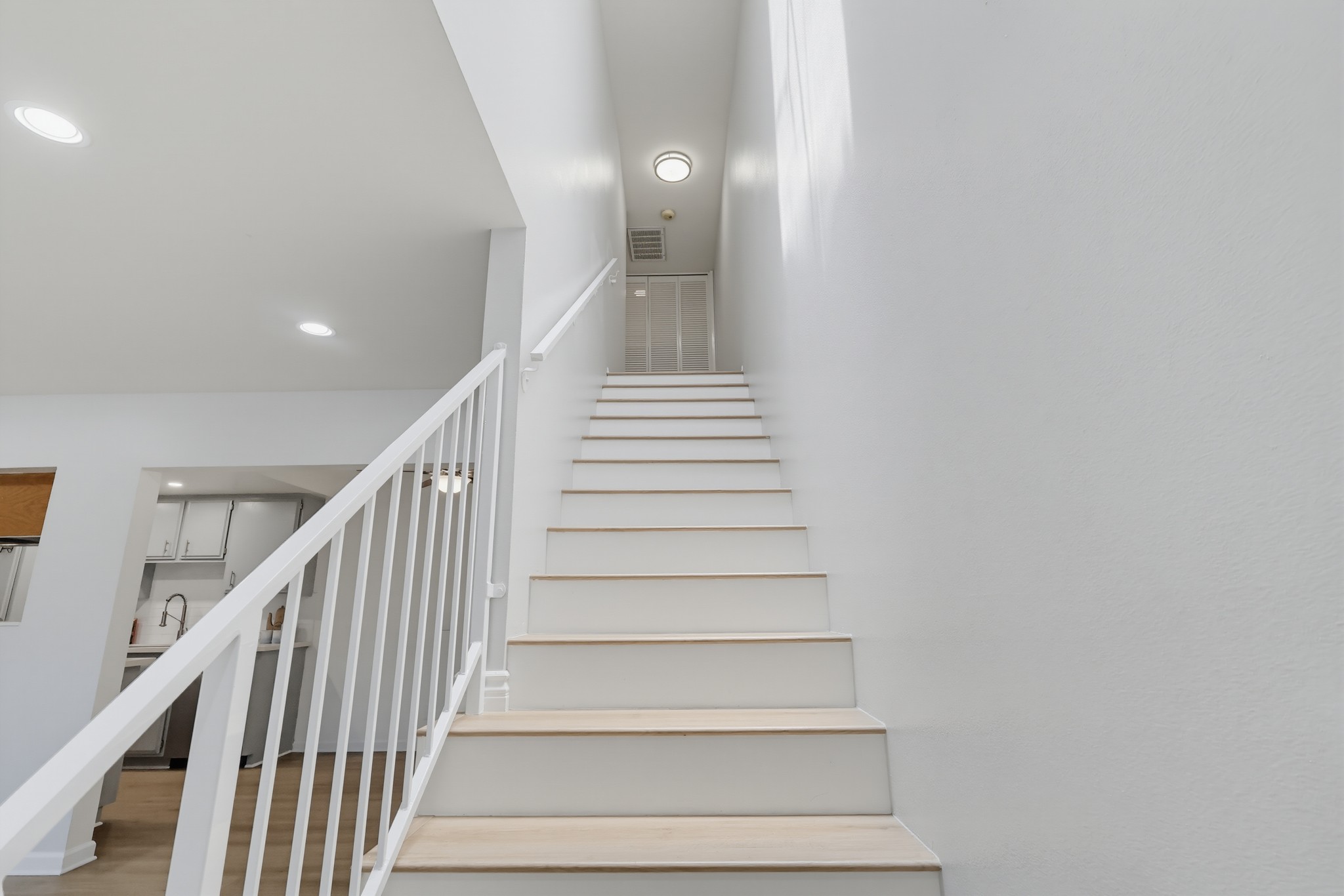 Virtual tour photo 28 of 83 for 9542 Mayne St Apt G