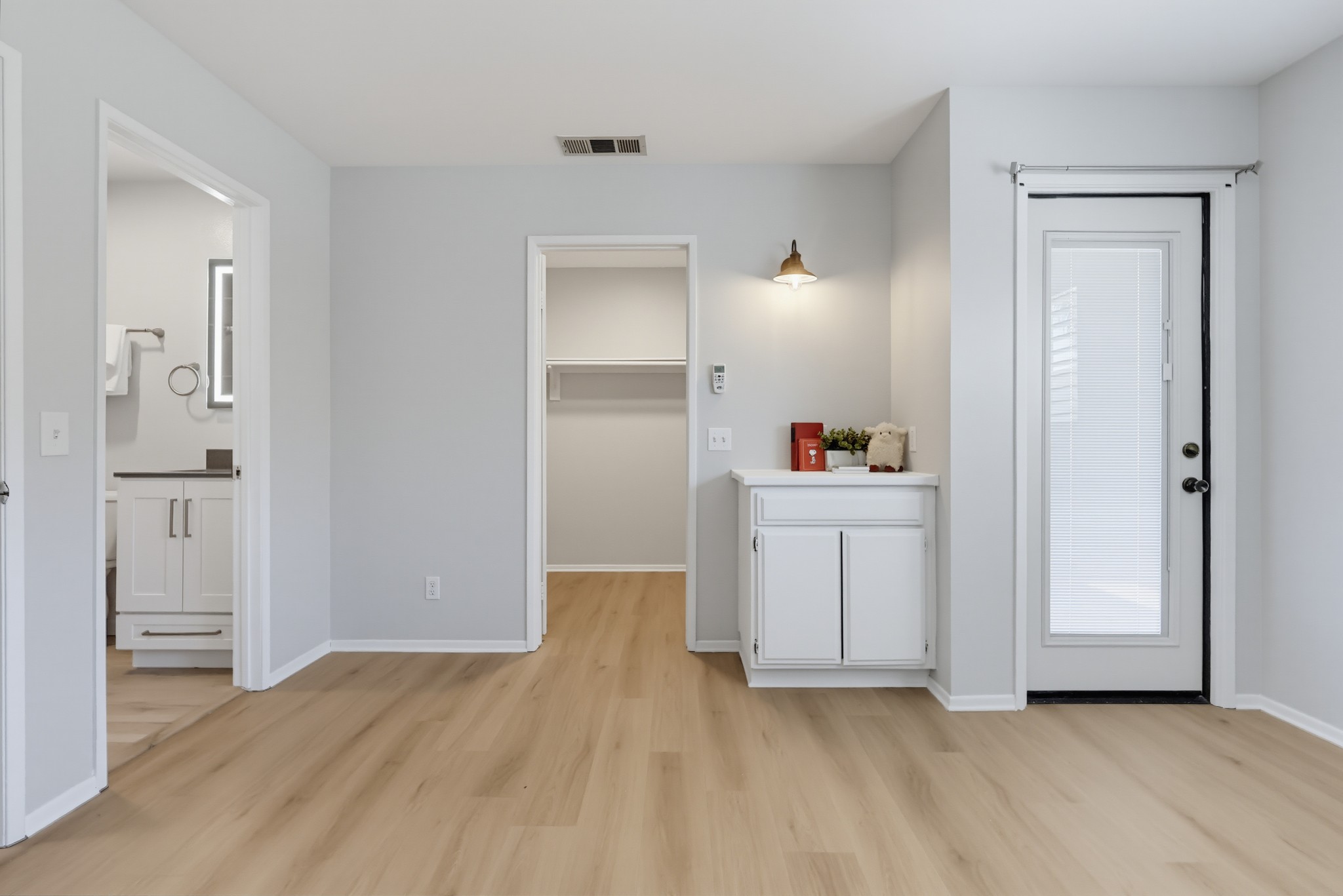 Virtual tour photo 40 of 83 for 9542 Mayne St Apt G