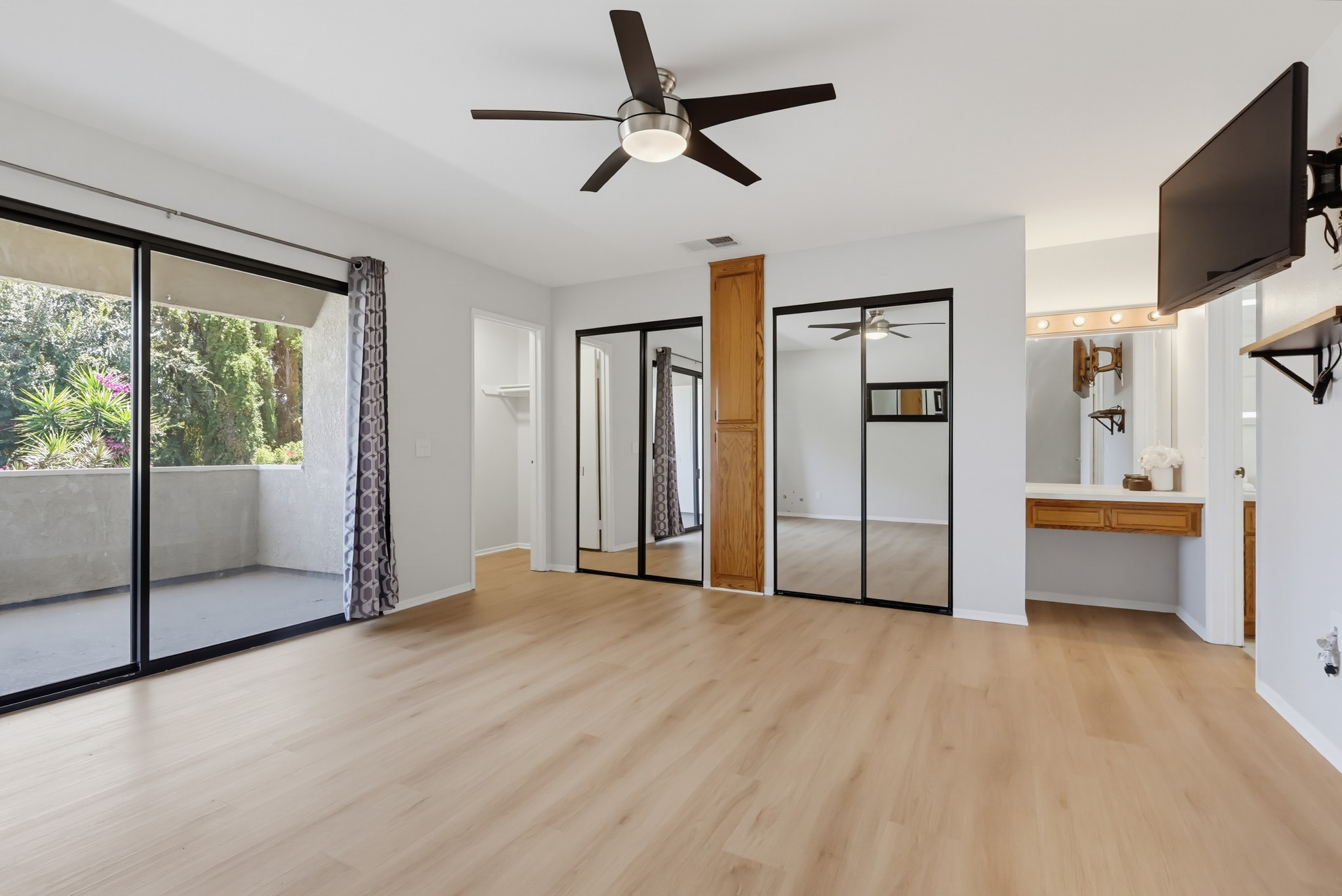 Virtual tour photo 50 of 83 for 9542 Mayne St Apt G