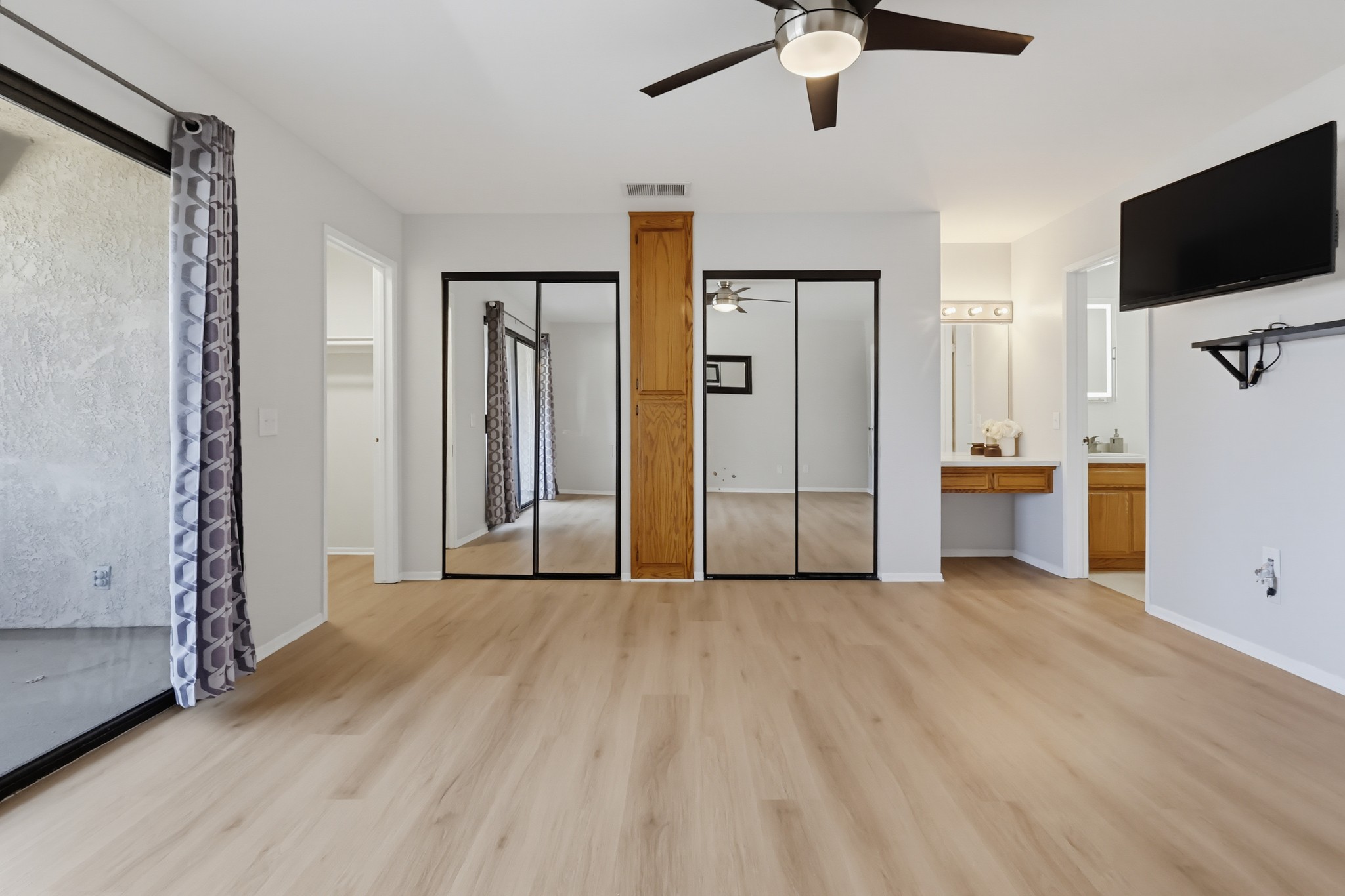 Virtual tour photo 52 of 83 for 9542 Mayne St Apt G