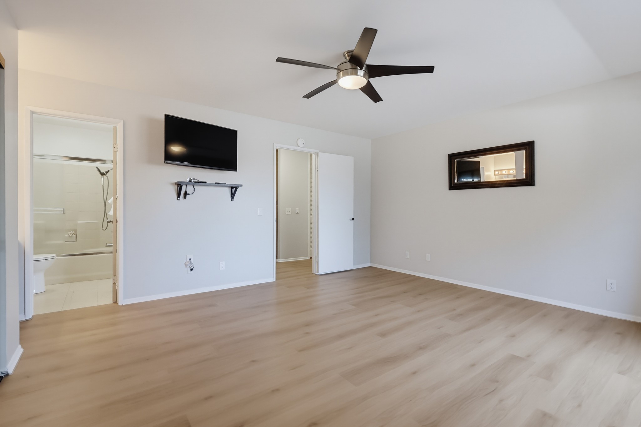 Virtual tour photo 55 of 83 for 9542 Mayne St Apt G