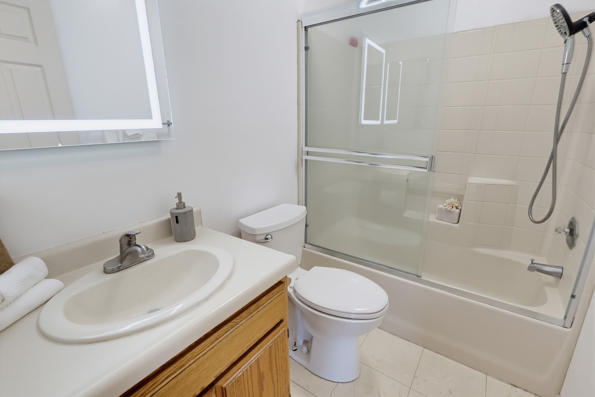Virtual tour photo 61 of 83 for 9542 Mayne St Apt G