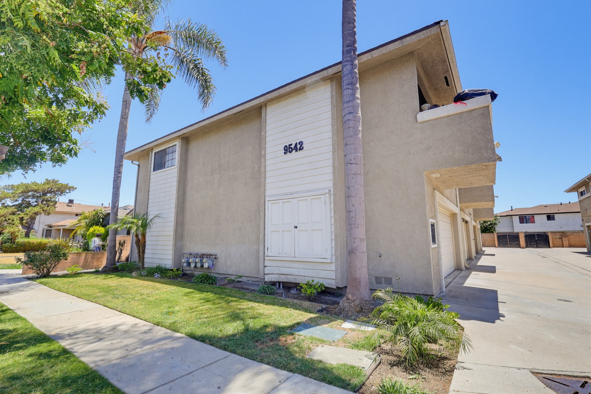 Virtual tour photo 77 of 83 for 9542 Mayne St Apt G