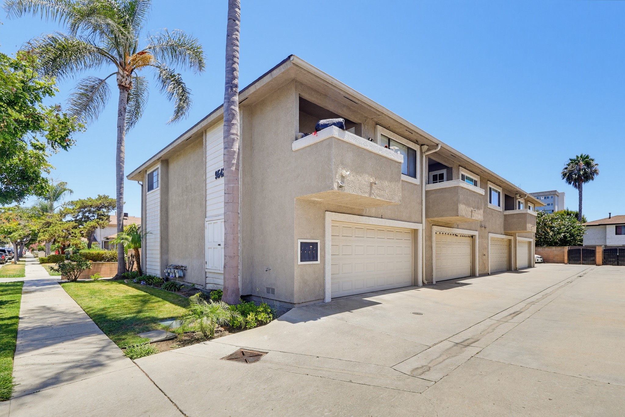 Virtual tour photo 78 of 83 for 9542 Mayne St Apt G