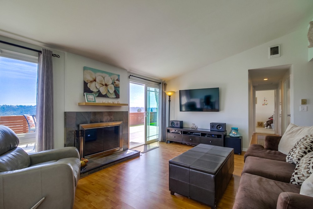 Virtual tour photo 11 of 41 for 9547 Yolanda Ave