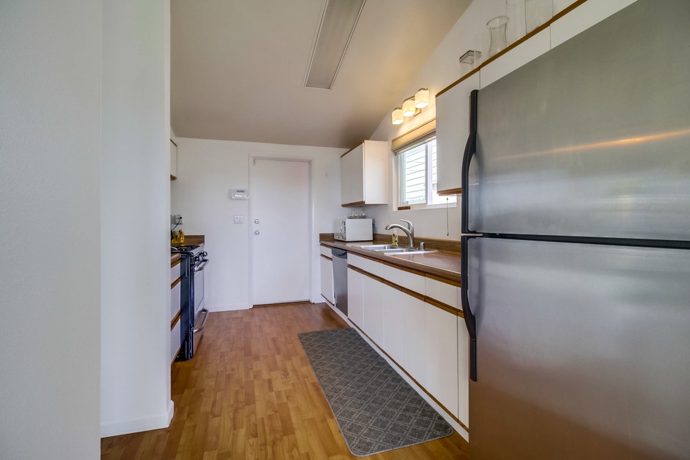 Virtual tour photo 18 of 41 for 9547 Yolanda Ave