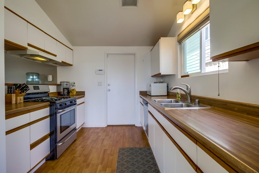 Virtual tour photo 19 of 41 for 9547 Yolanda Ave