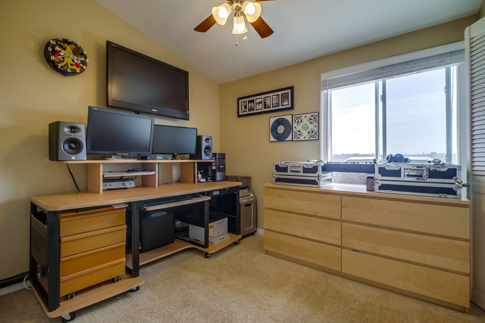 Virtual tour photo 26 of 41 for 9547 Yolanda Ave
