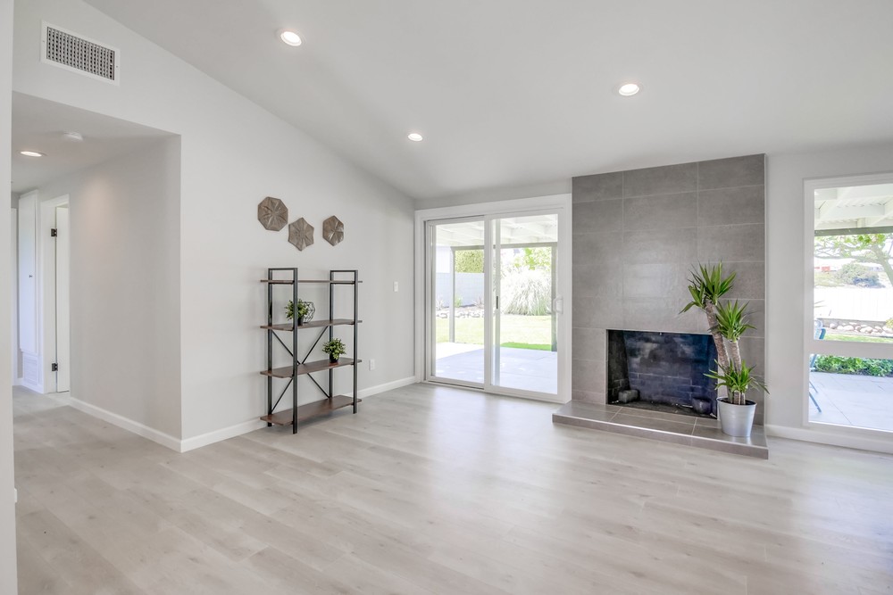 Virtual tour photo 7 of 44 for 9548 Yolanda Ave