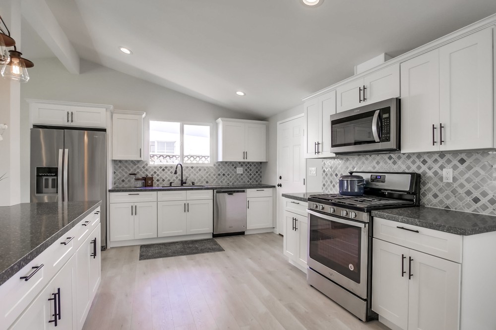 Virtual tour photo 16 of 44 for 9548 Yolanda Ave