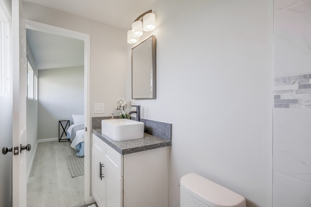 Virtual tour photo 25 of 44 for 9548 Yolanda Ave