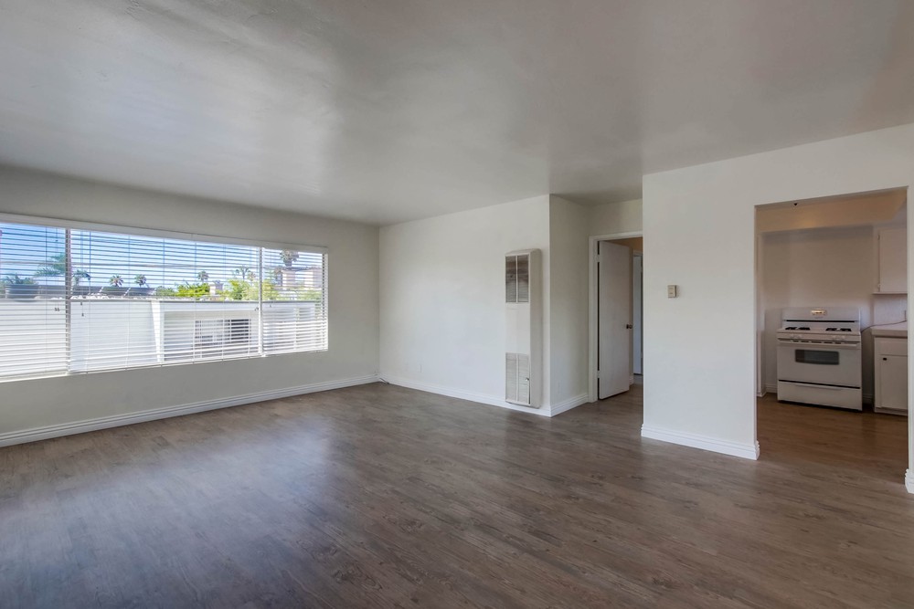 Virtual tour photo 6 of 30 for 955 1/2 Opal St