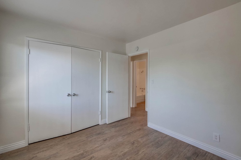 Virtual tour photo 17 of 30 for 955 1/2 Opal St