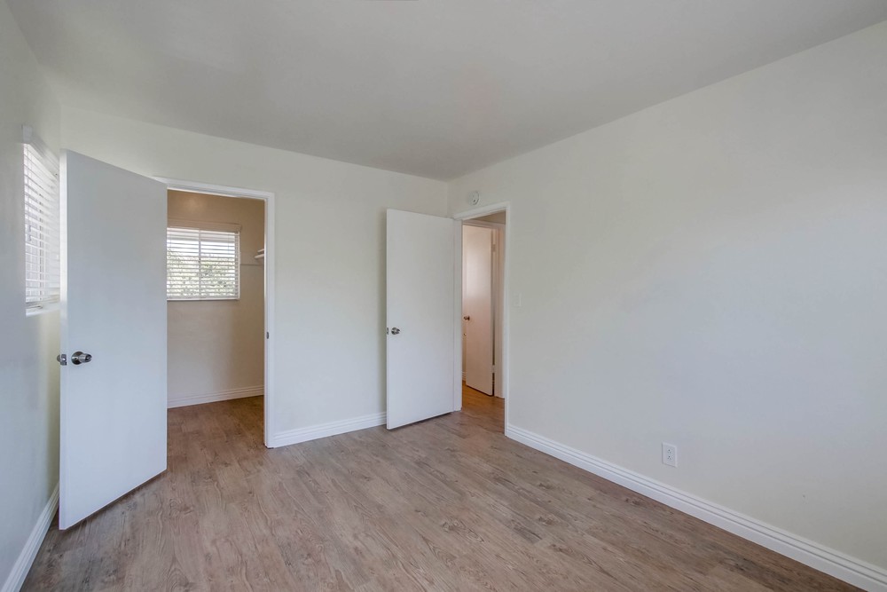 Virtual tour photo 22 of 30 for 955 1/2 Opal St