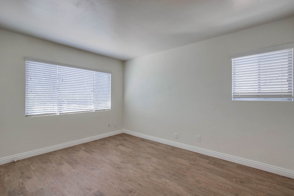 Virtual tour photo 26 of 30 for 955 1/2 Opal St