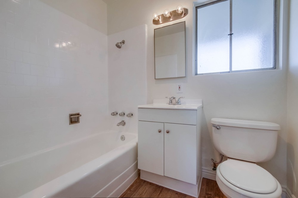 Virtual tour photo 28 of 30 for 955 1/2 Opal St