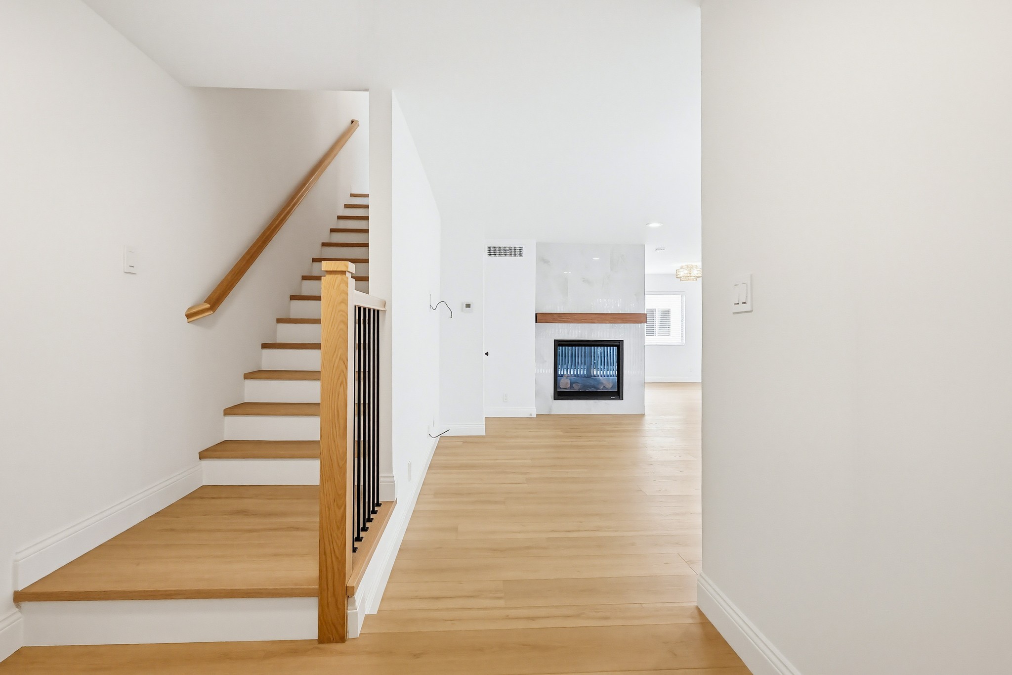 Virtual tour photo 8 of 103 for 9552 Vía Milano