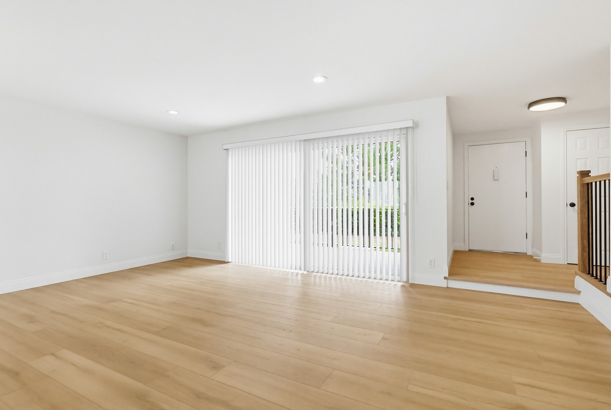 Virtual tour photo 15 of 103 for 9552 Vía Milano