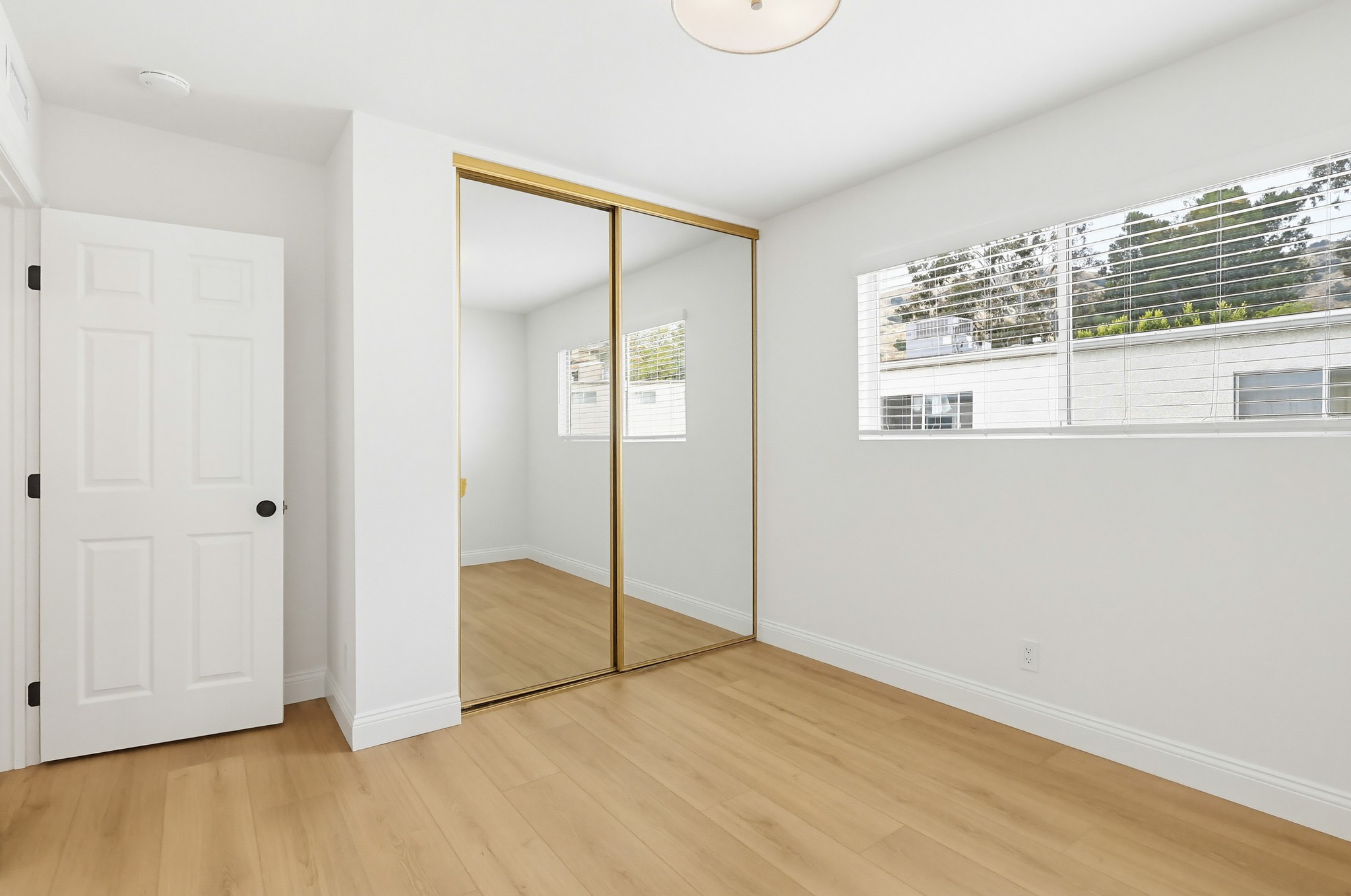 Virtual tour photo 42 of 103 for 9552 Vía Milano