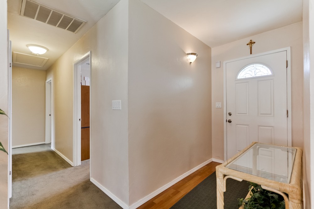 Virtual tour photo 12 of 26 for 9556 Abbeyfield Rd