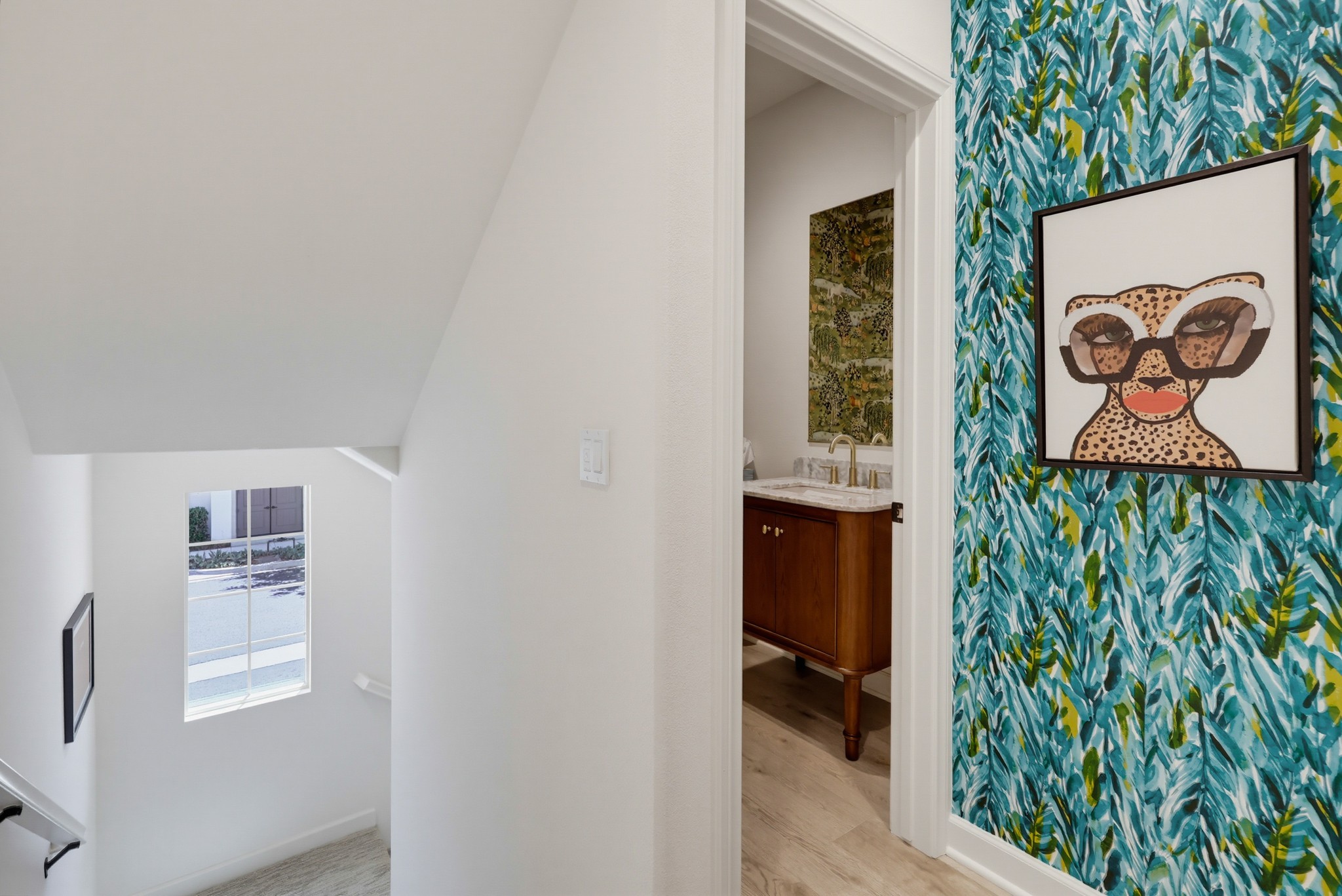 Virtual tour photo 8 of 52 for 956 Blackstone Dr