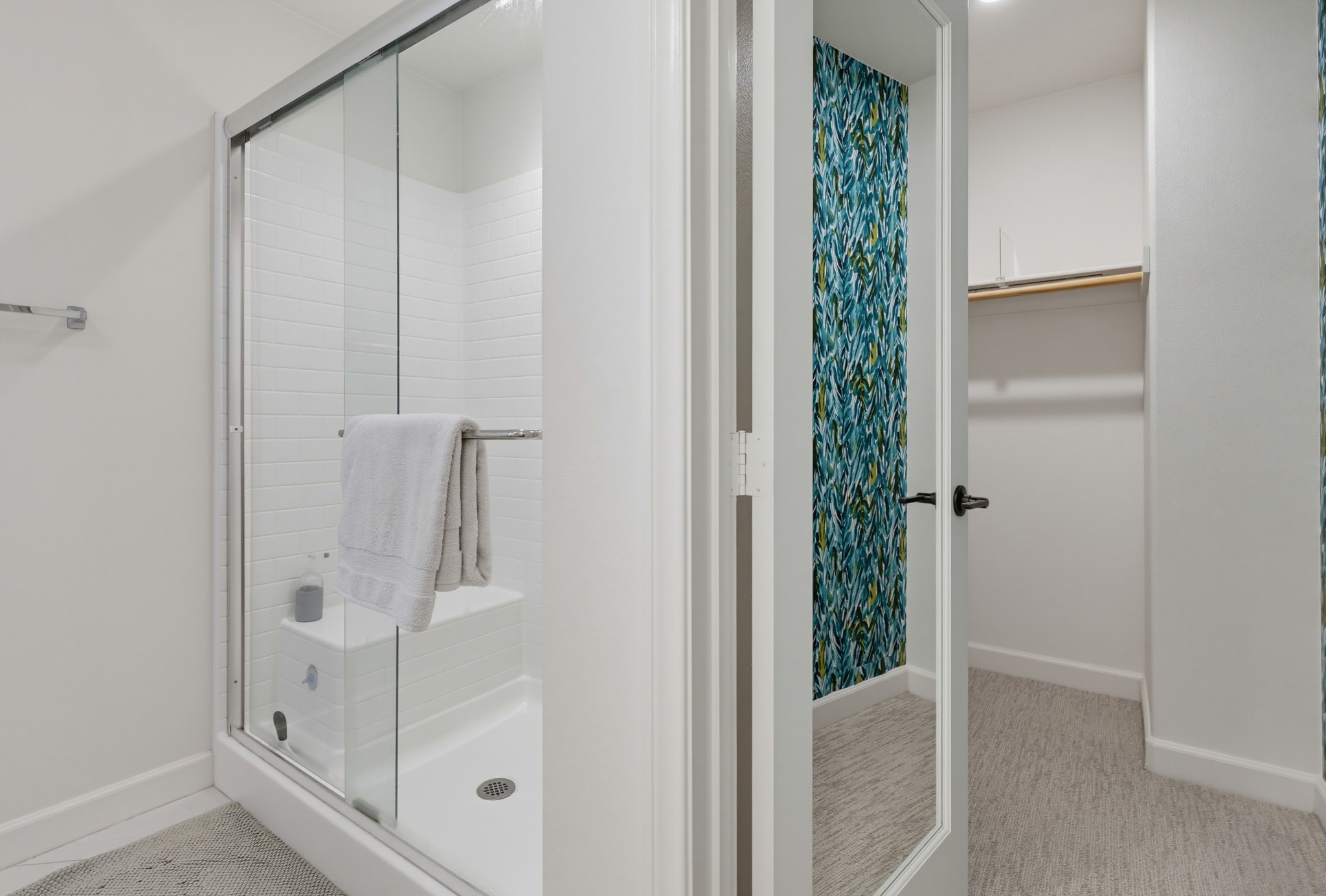 Virtual tour photo 36 of 52 for 956 Blackstone Dr