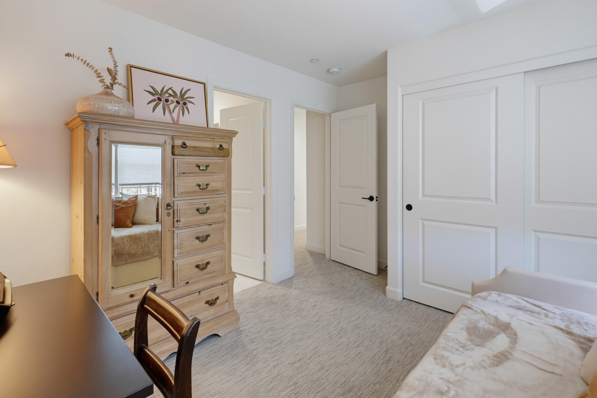 Virtual tour photo 41 of 52 for 956 Blackstone Dr