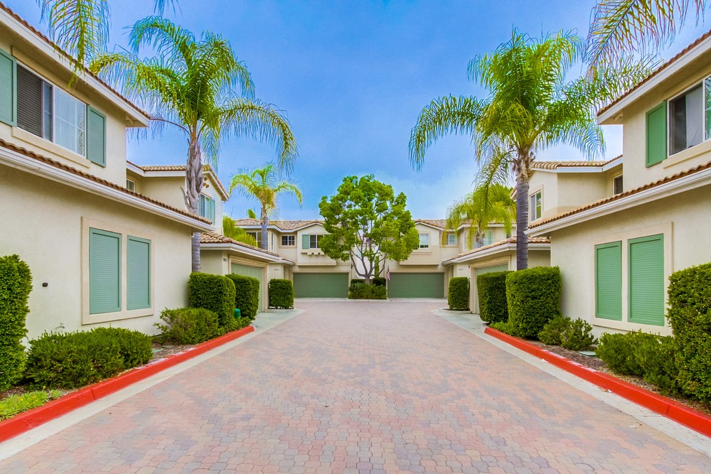 Virtual tour photo 1 of 35 for 9580 Compass Point Dr S
