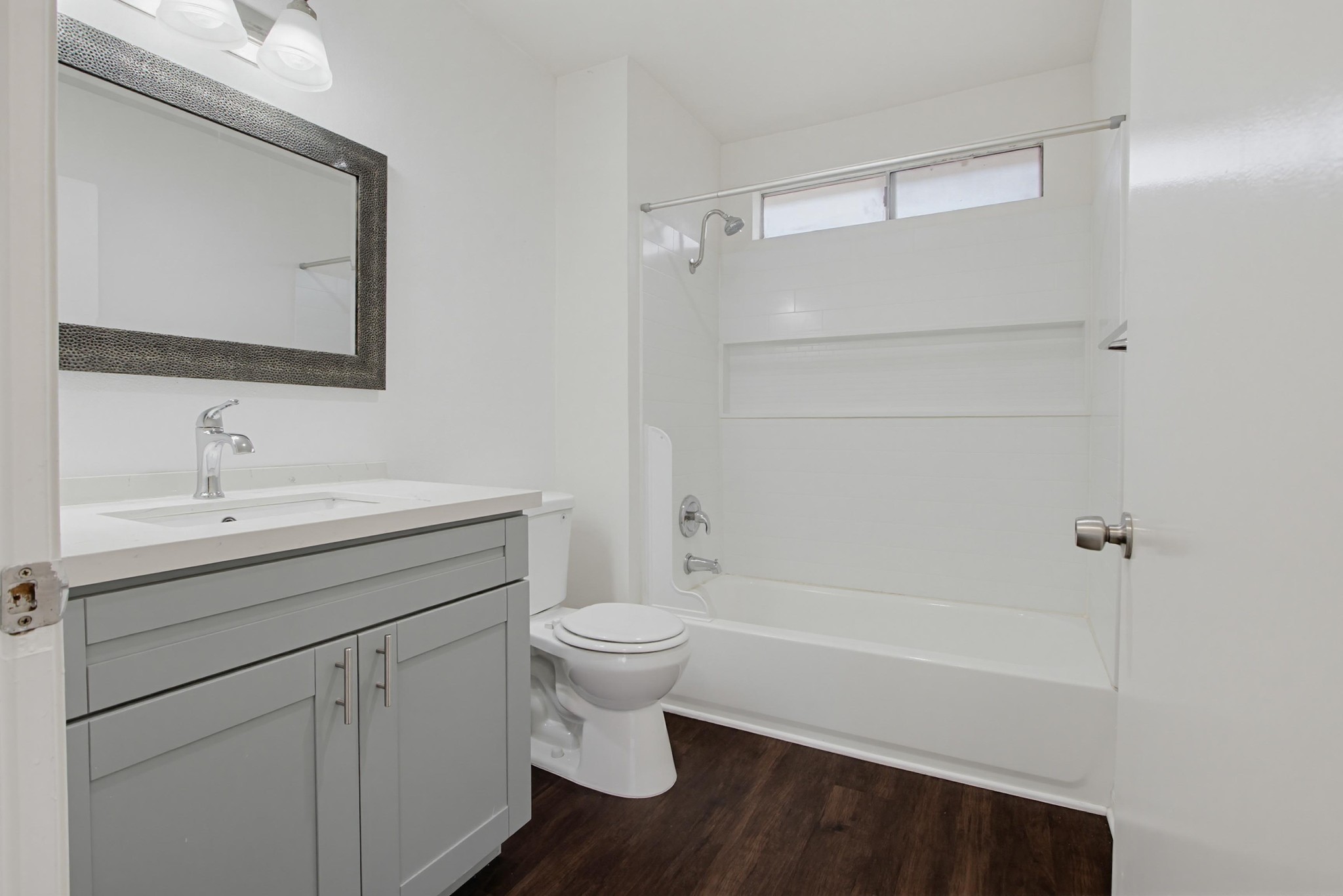 Virtual tour photo 23 of 31 for 9598 Carroll Canyon Rd APT 266