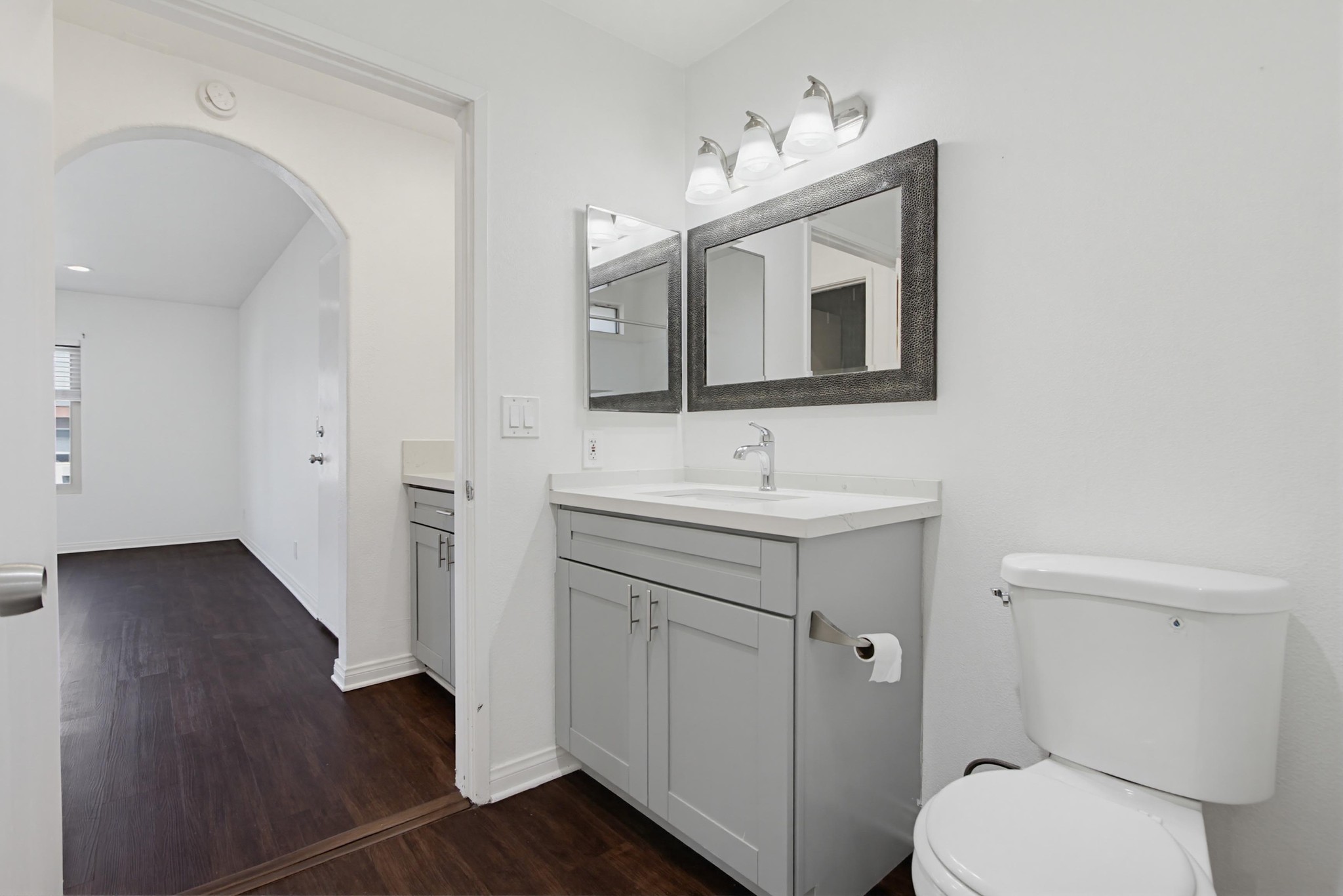 Virtual tour photo 24 of 31 for 9598 Carroll Canyon Rd APT 266