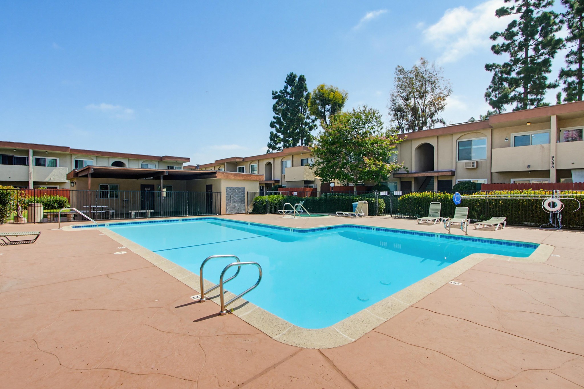 Virtual tour photo 26 of 31 for 9598 Carroll Canyon Rd APT 266