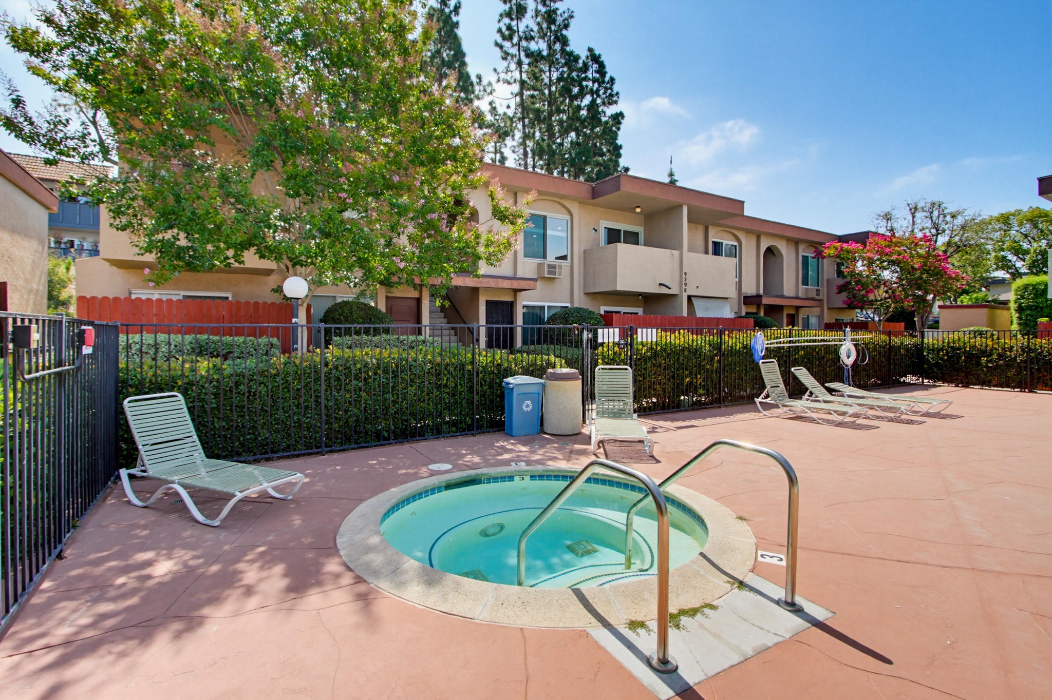 Virtual tour photo 27 of 31 for 9598 Carroll Canyon Rd APT 266